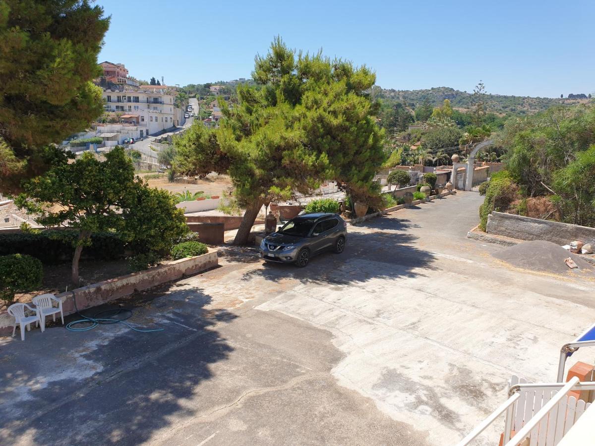 Casa vacanze fronte mare Augusta Esterno foto