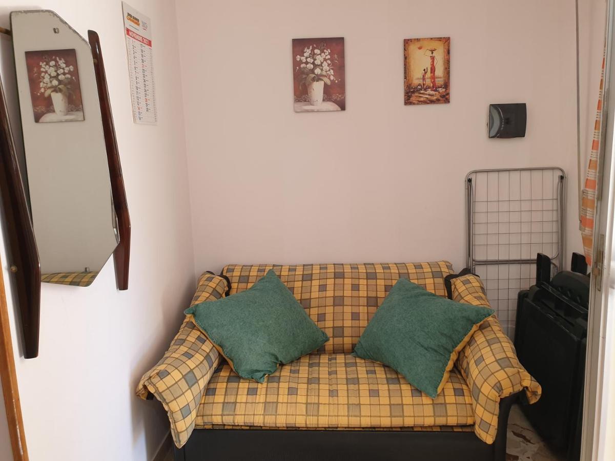 Casa vacanze fronte mare Augusta Esterno foto