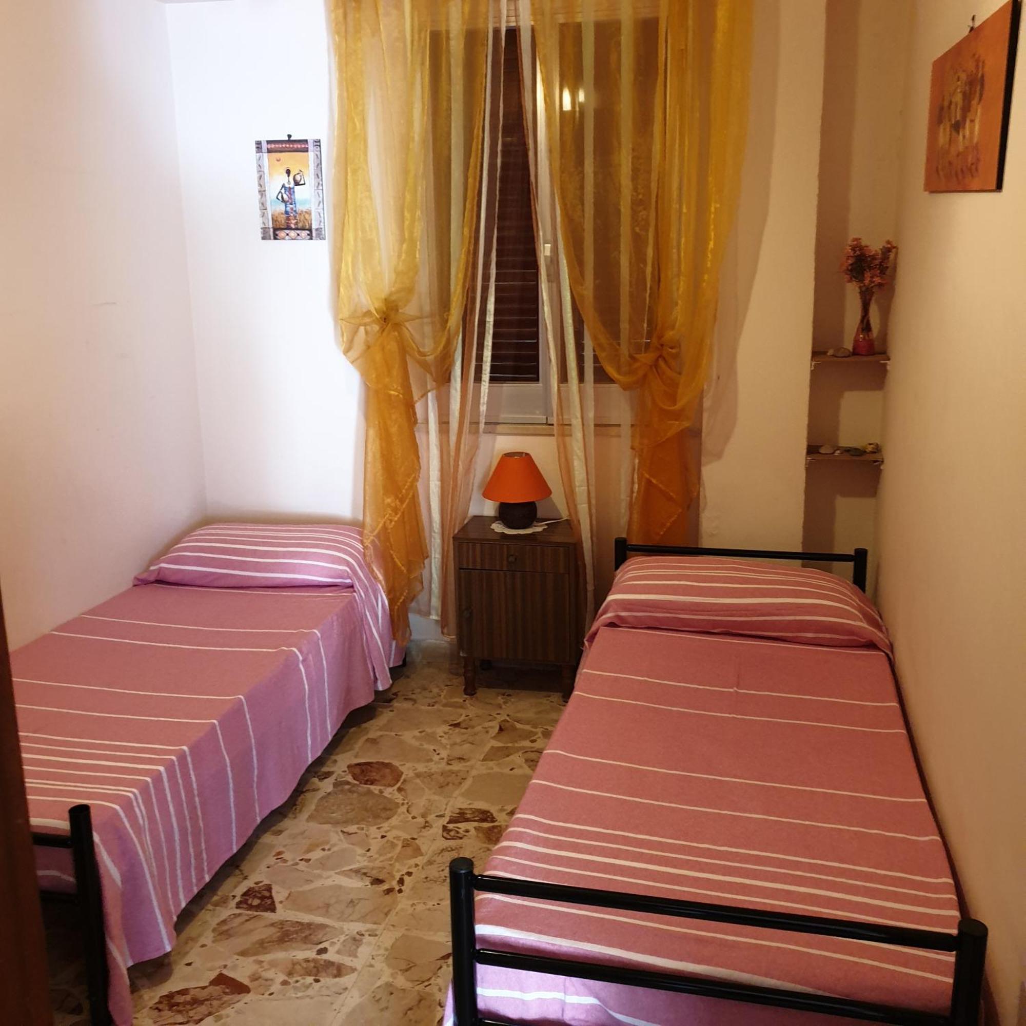 Casa vacanze fronte mare Augusta Esterno foto
