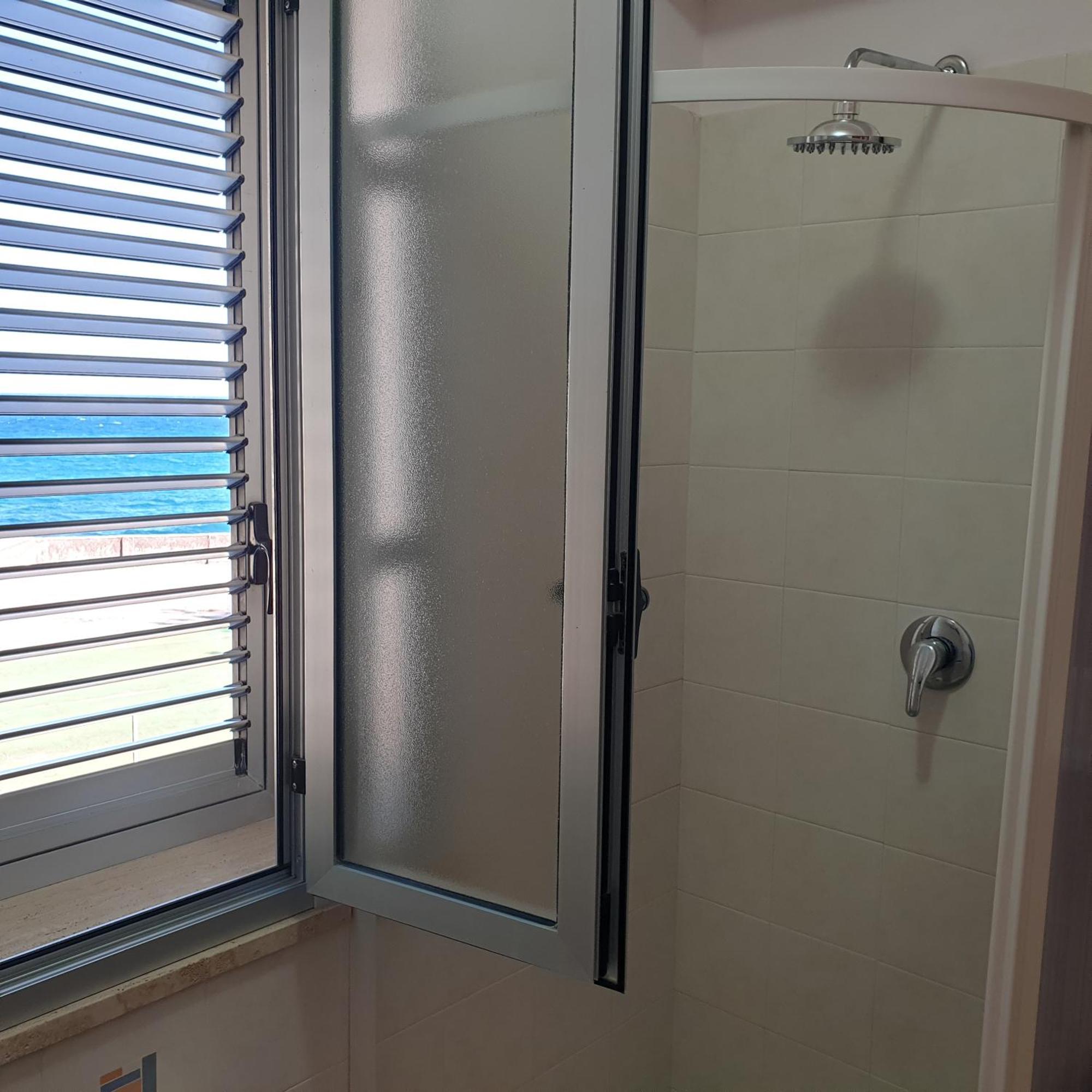 Casa vacanze fronte mare Augusta Esterno foto